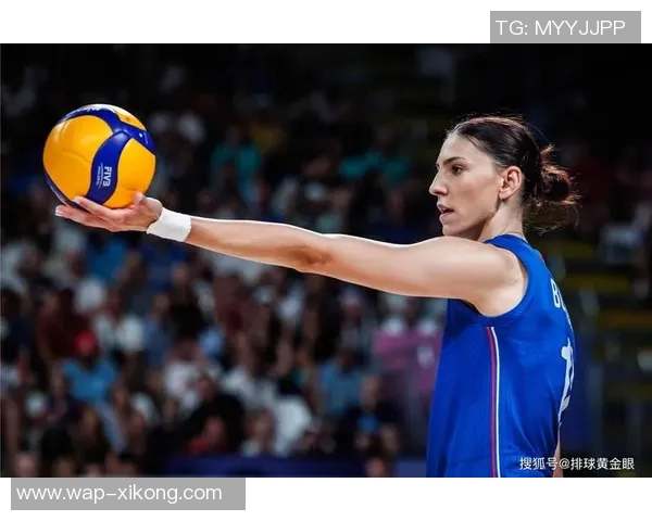 意大利女排奥运冠军埃格努亲临国米与劳塔罗互换球衣展现体育精神