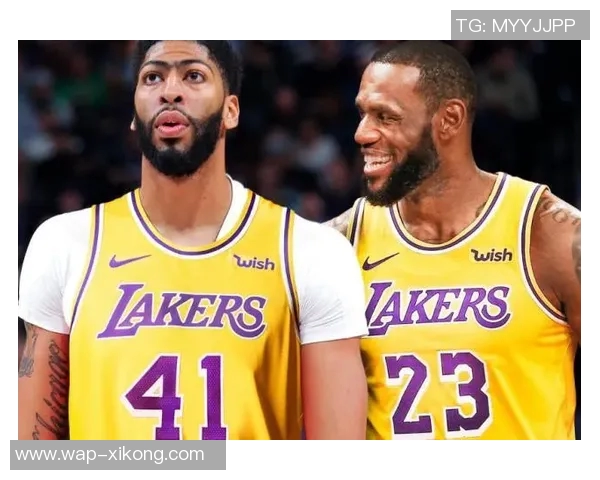 帕金斯对浓眉身材变化的看法：树立榜样保持良好体型的重要性