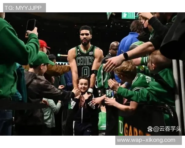 杰伦布朗调侃塔图姆康复迅速或将参加揭幕战